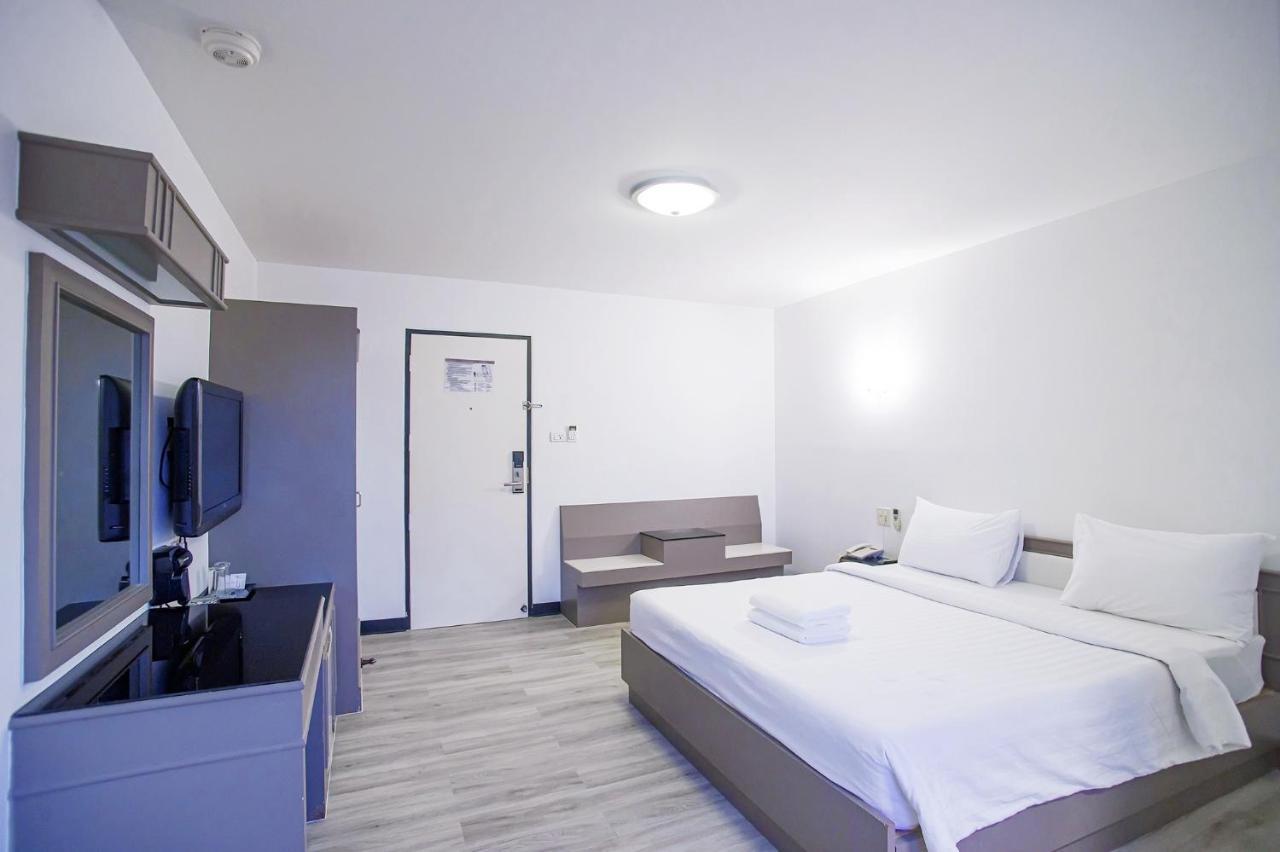 Hi Season Hotel Hat Yai Esterno foto